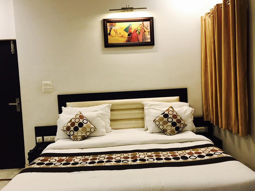 Hotel Aaradhya Residency Agra  Exteriér fotografie