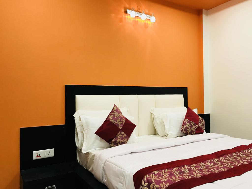 Hotel Aaradhya Residency Agra  Exteriér fotografie